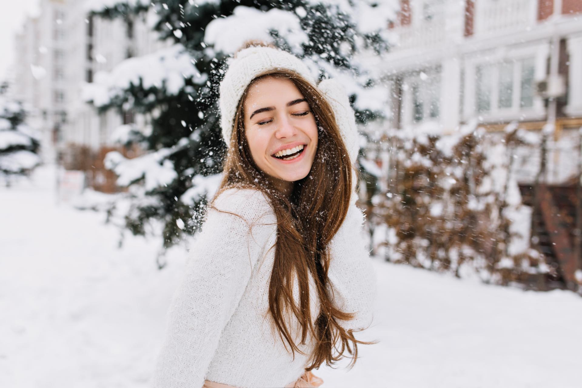 How to Protect Your Hair During the Cold Months